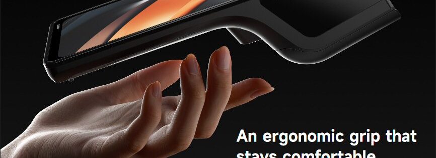 Accept Apple Pay and all other payment types and create orders at the table or curbside.